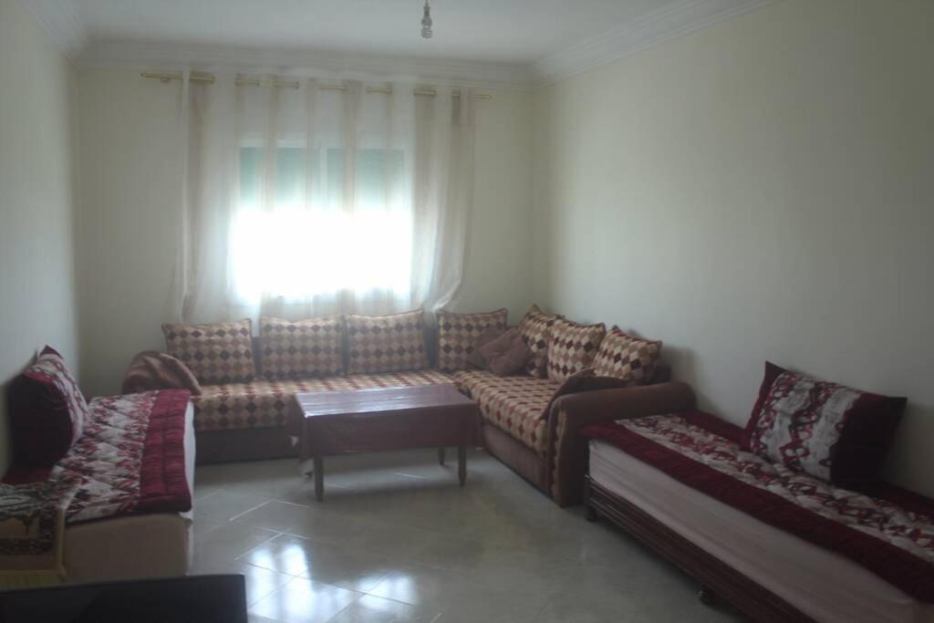 Charmant Appartement Marocain Au Coeur De Saïdia Exteriör bild