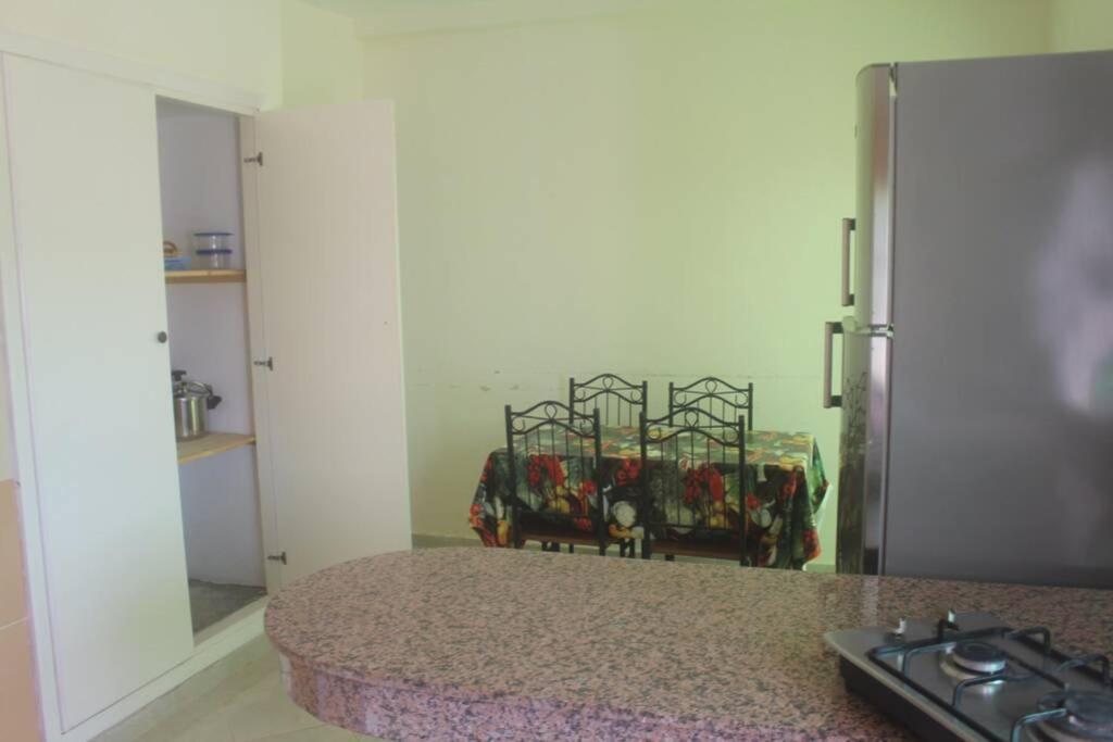 Charmant Appartement Marocain Au Coeur De Saïdia Exteriör bild